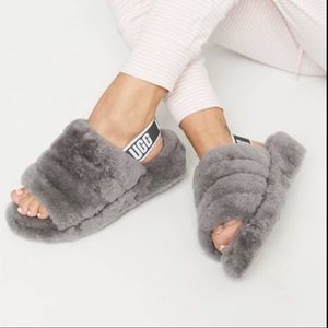UGG🔴Fluff yeah grey slippers women size 9
